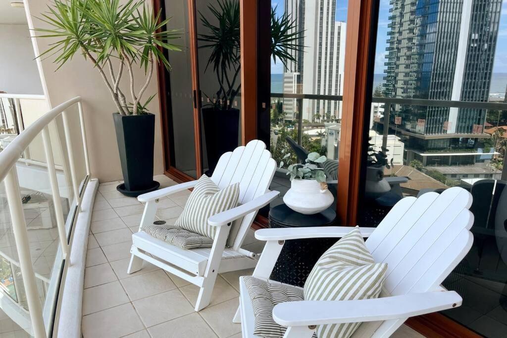 Private Sky Terrace Classic Penthouse 2 Car Parks Apartamento Gold Coast Exterior foto