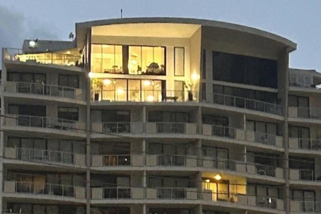 Private Sky Terrace Classic Penthouse 2 Car Parks Apartamento Gold Coast Exterior foto